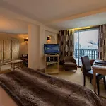 Hotel Le Lana 5*