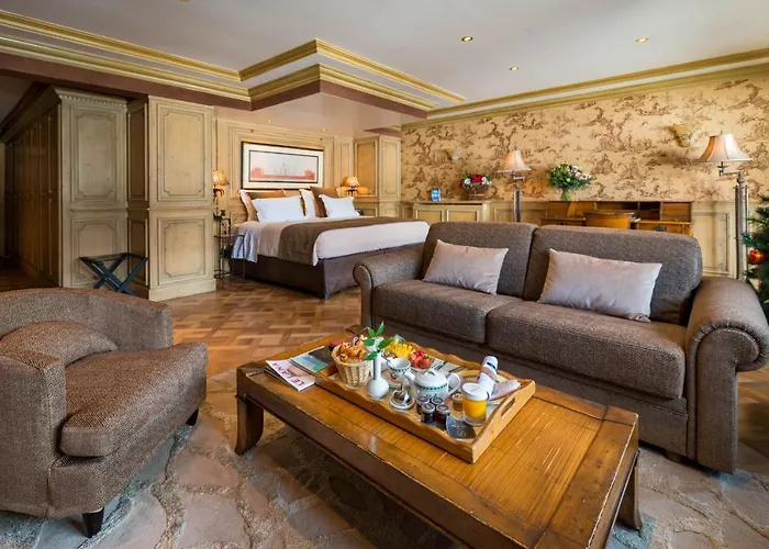 Le Lana Hotel 5*